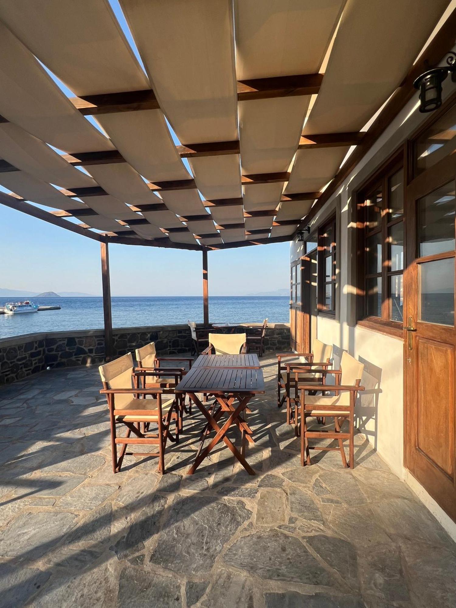 Τα τρία Αδέλφια Aparthotel Μανδράκι Εξωτερικό φωτογραφία
