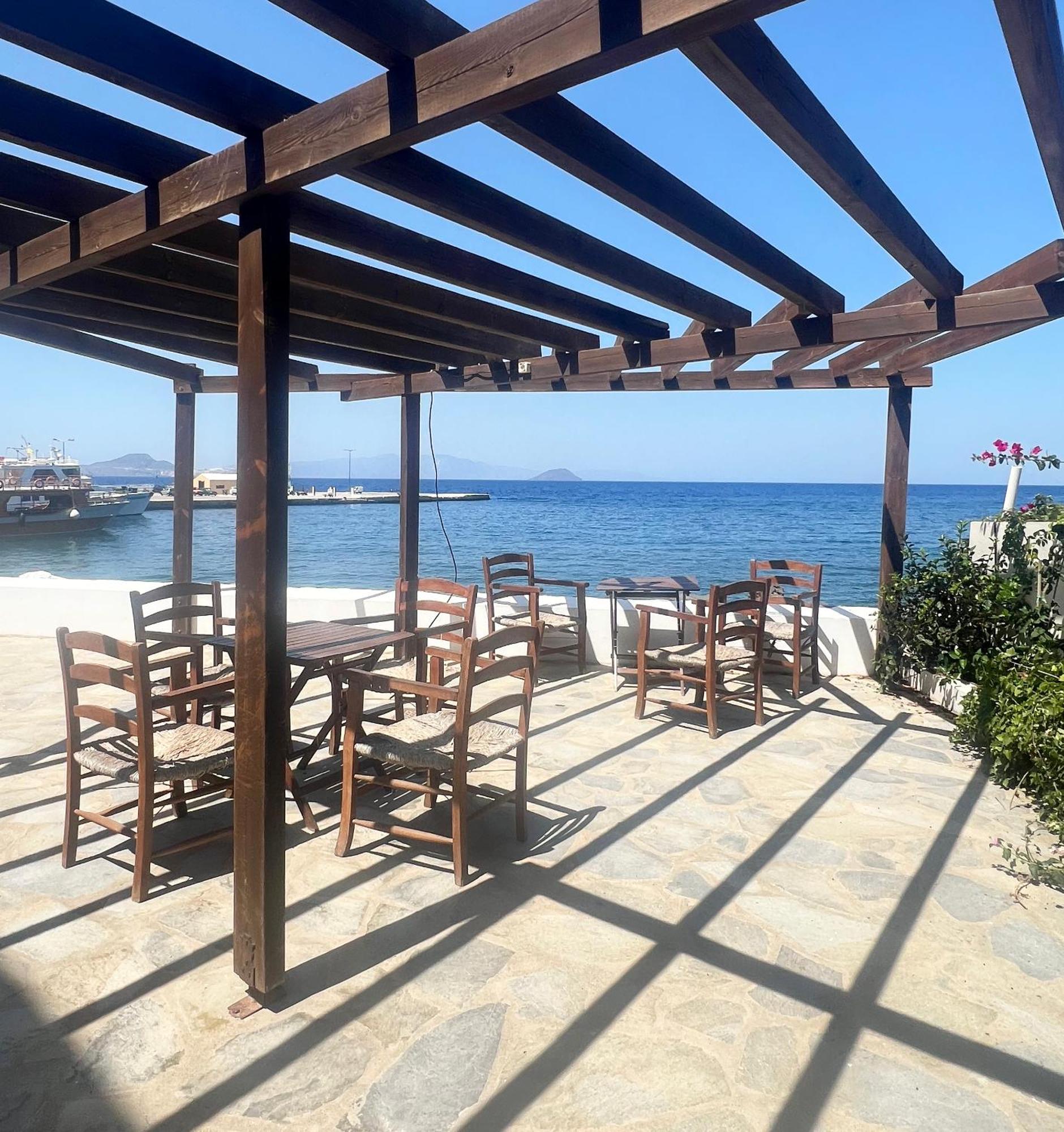 Τα τρία Αδέλφια Aparthotel Μανδράκι Εξωτερικό φωτογραφία