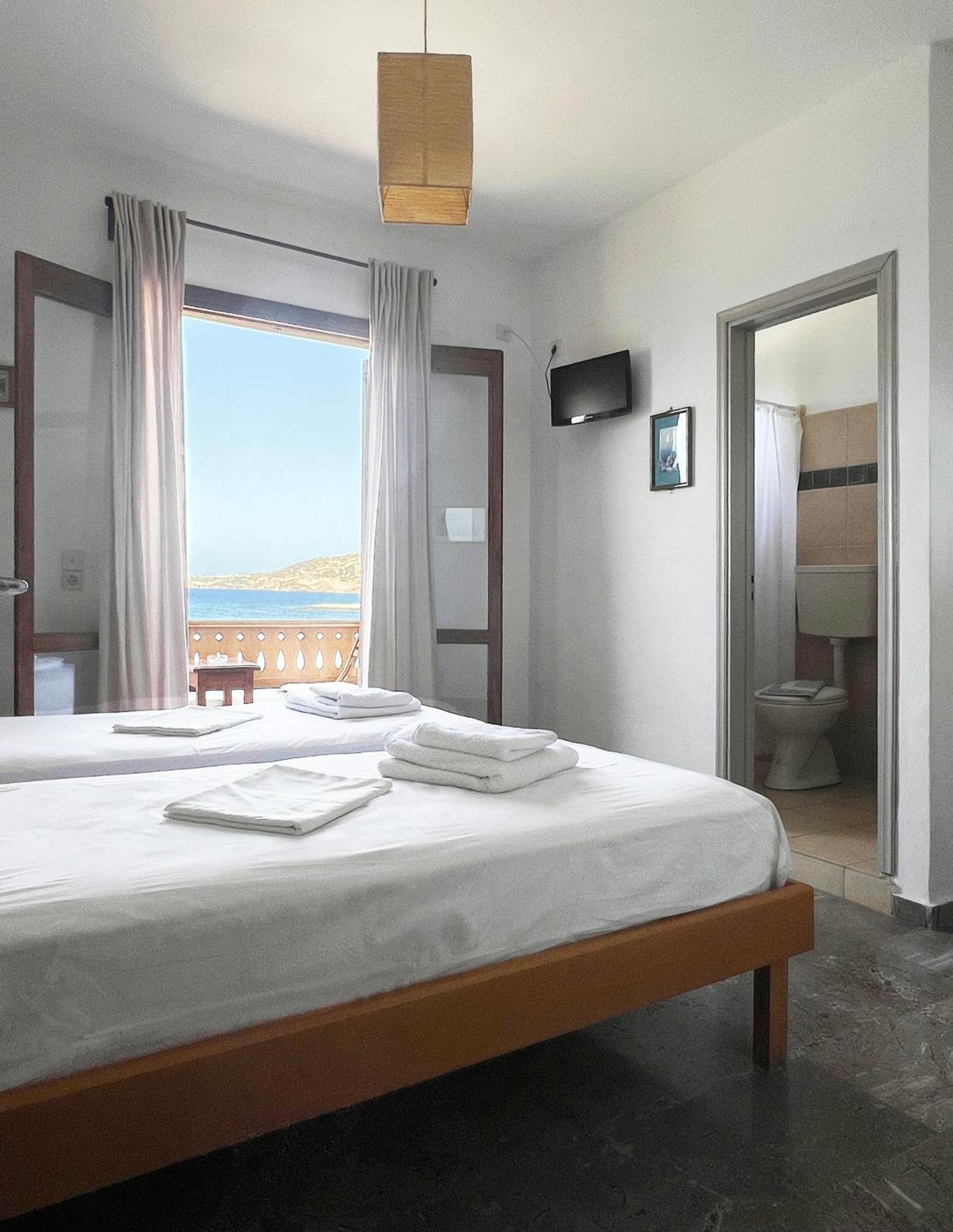 Τα τρία Αδέλφια Aparthotel Μανδράκι Εξωτερικό φωτογραφία