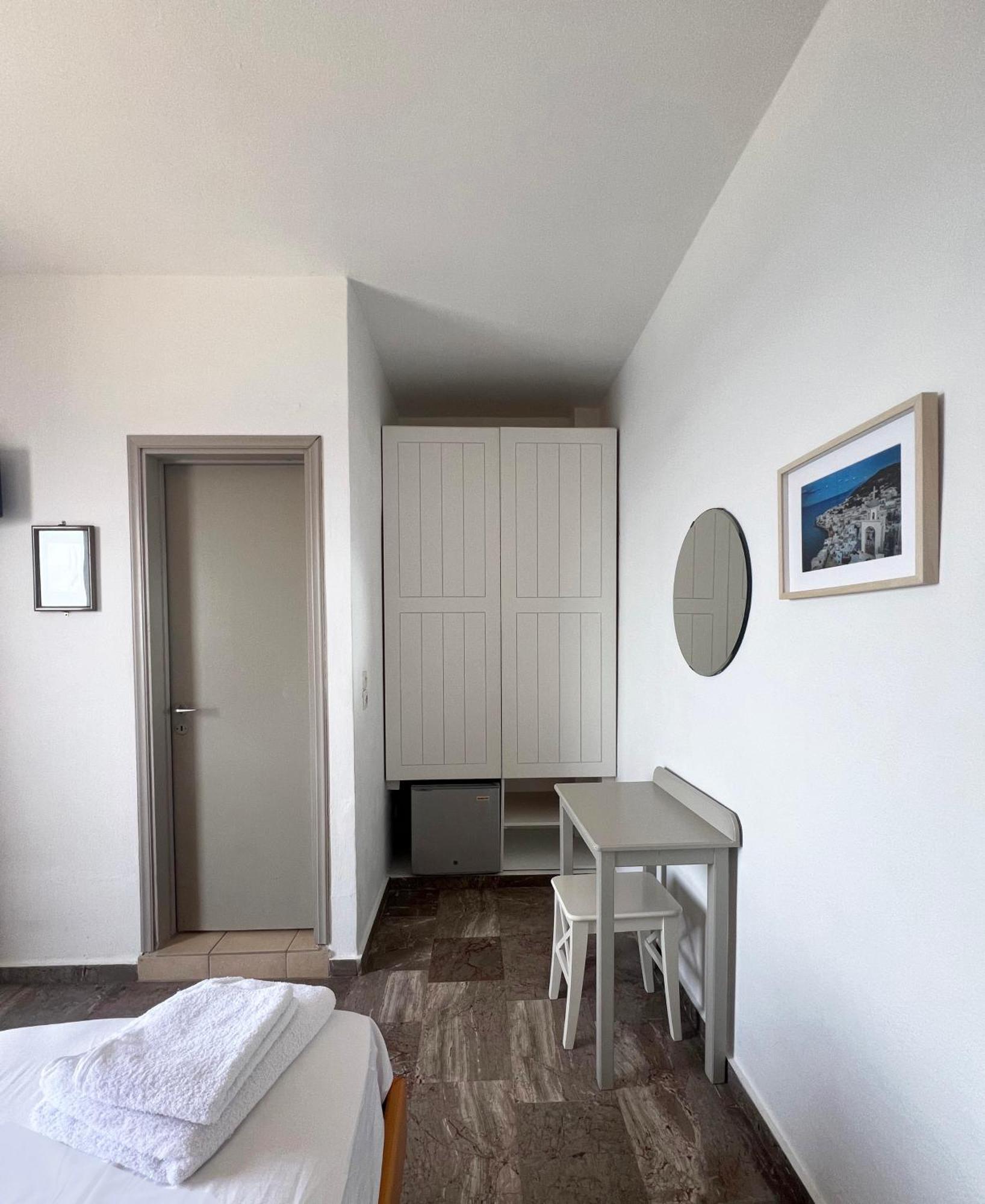 Τα τρία Αδέλφια Aparthotel Μανδράκι Εξωτερικό φωτογραφία